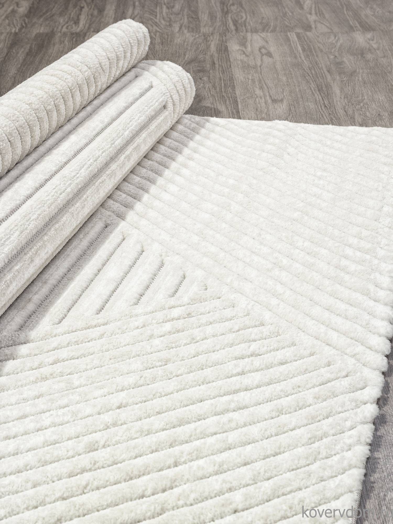 Ковер JUNO E132AW CREAM / CREAM Ковер JUNO E132AW CREAM / CREAM