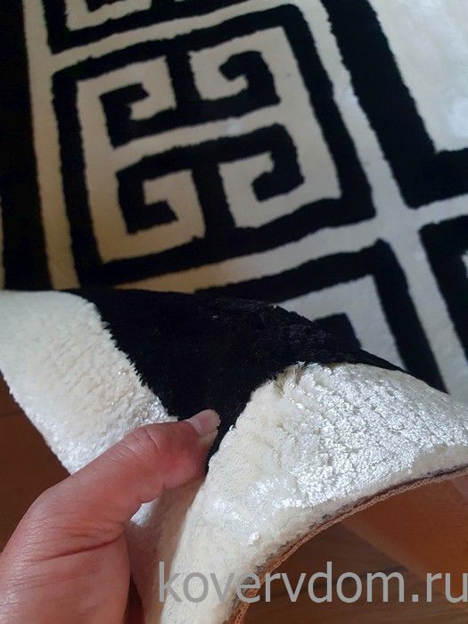 Ковер ручной работы МЕАНДР white and black